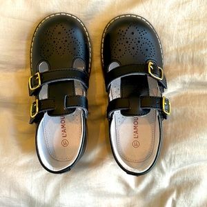 BRAND NEW never been worn black Velcro Mary Janes